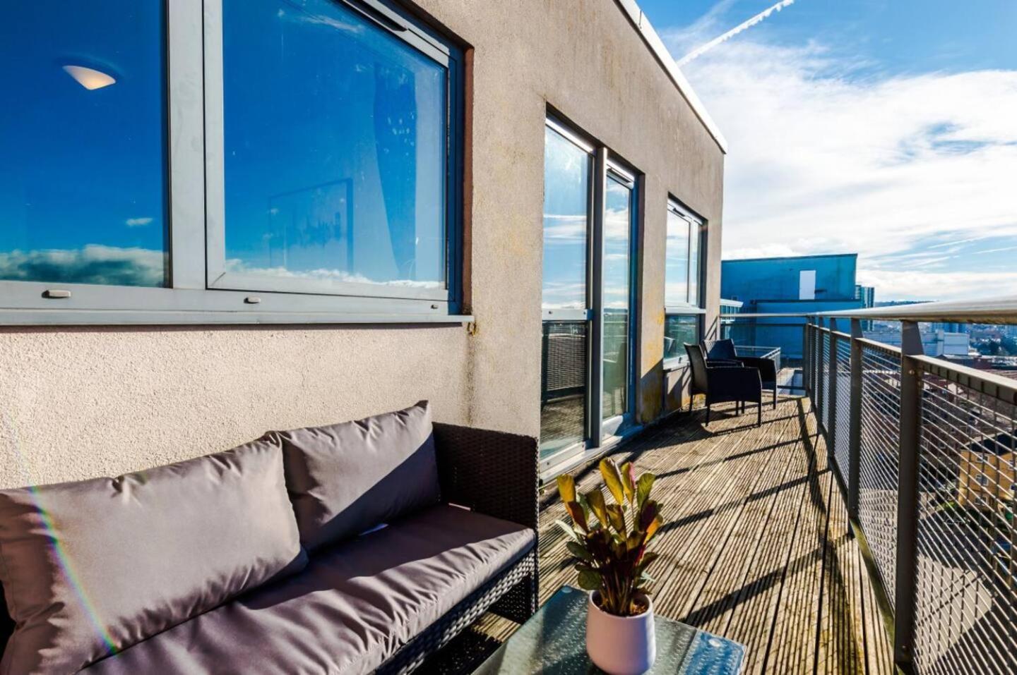 High-Spec Penthouse Central Free Parking Space Sheffield Eksteriør billede